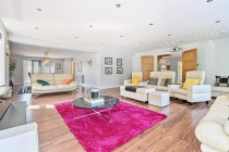 Images for Sandford Lane, Hurst, Reading, Berkshire,RG10