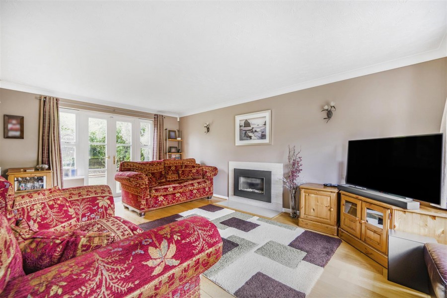 Images for East Park Farm Drive,, Charvil, Reading, RG10 EAID:wentworthapi BID:3