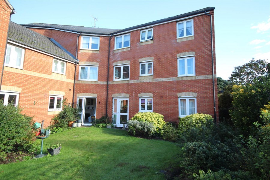 Images for Waltham Road, Twyford, Reading EAID:wentworthapi BID:3