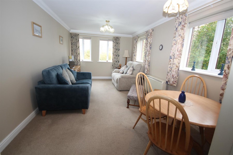 Images for Silk Lane, Twyford, Reading EAID:wentworthapi BID:3