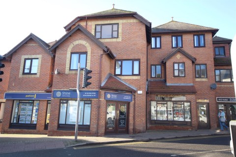 Wargrave Road, Twyford, Reading, Berkshire, RG10 - EAID:wentworthapi, BID:3