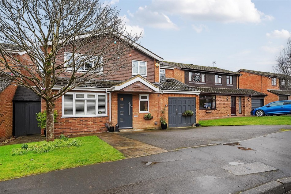 Images for Ridgeway, Wargrave, Reading, Berkshire, RG10 EAID:wentworthapi BID:3